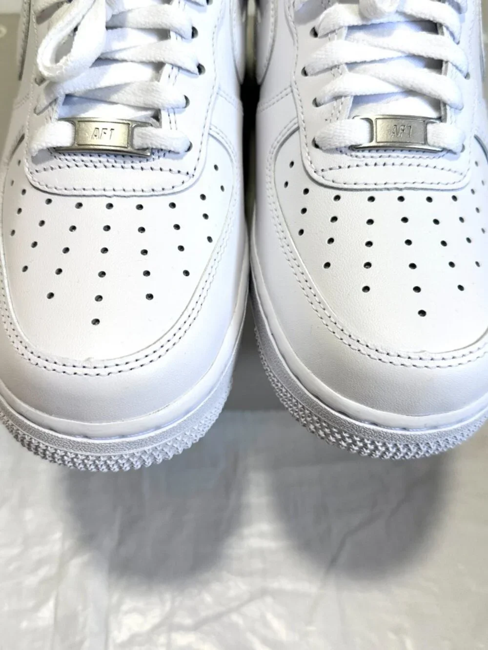 NEW Nike Air Force 1 Low White DD8959-100 Women's Size 9 Athletic (BOX NO LID)